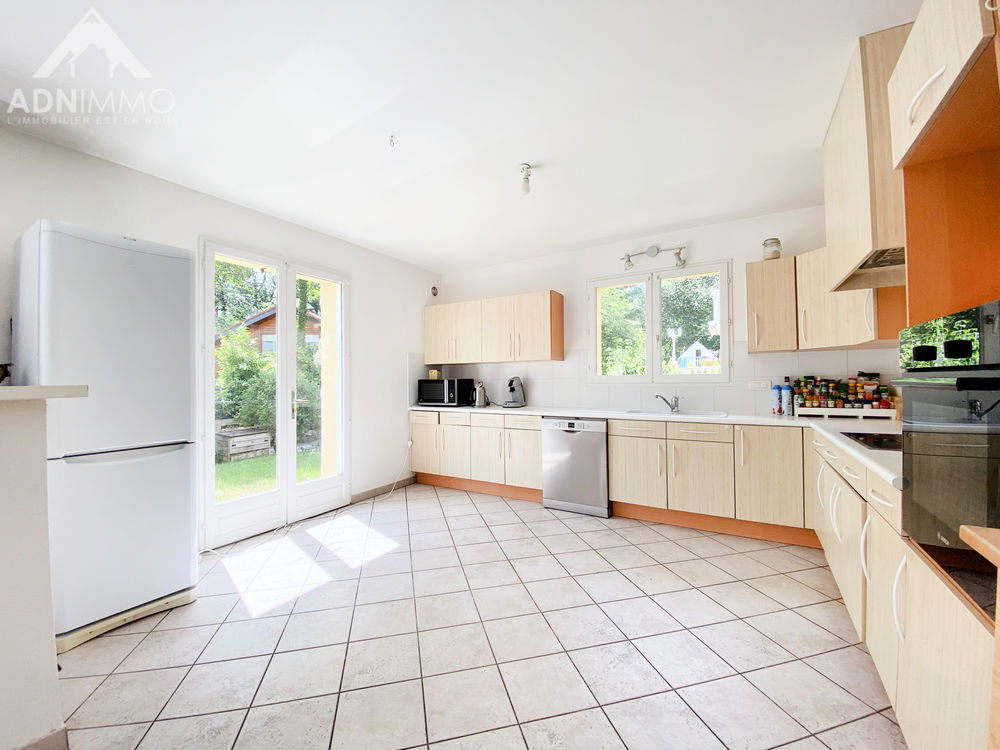 � vendre  Maison Saint-Genis-Pouilly (01630)