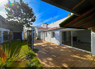  Maison � vendre 10 pi�ces 263 m�