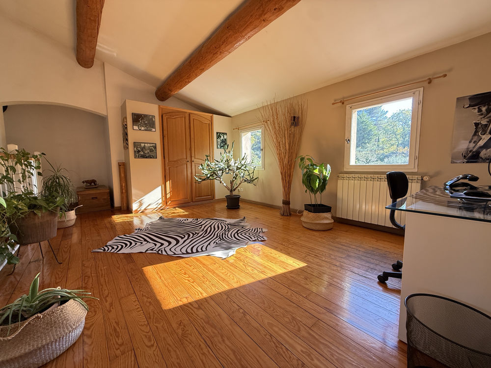 � vendre  Maison Meyrargues (13650)