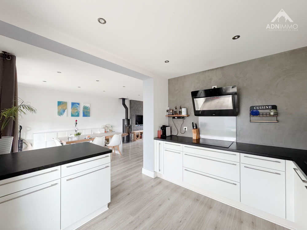 � vendre  Maison Saint-Genis-Pouilly (01630)