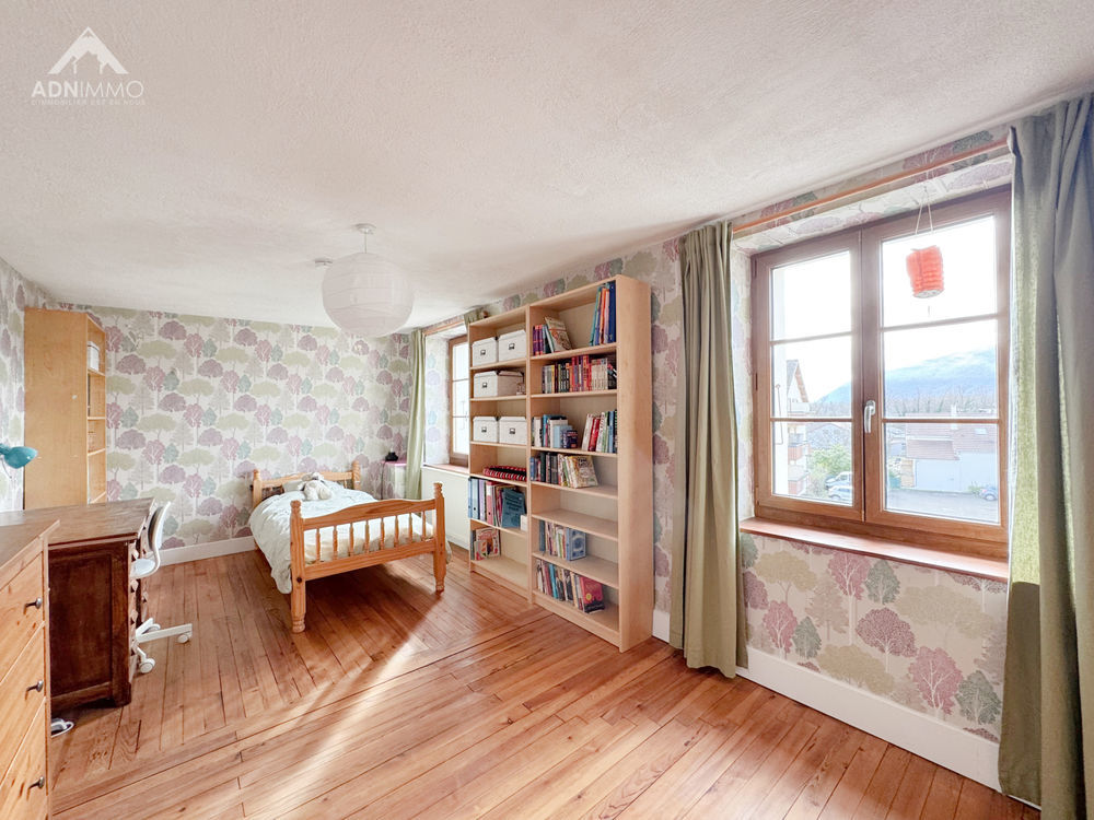 � vendre  Maison Saint-Jean-de-Gonville (01630)