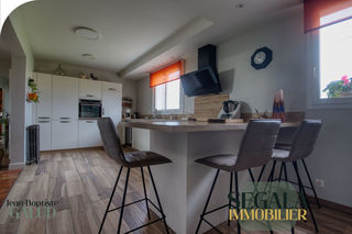  Maison � vendre 4 pi�ces 180 m�