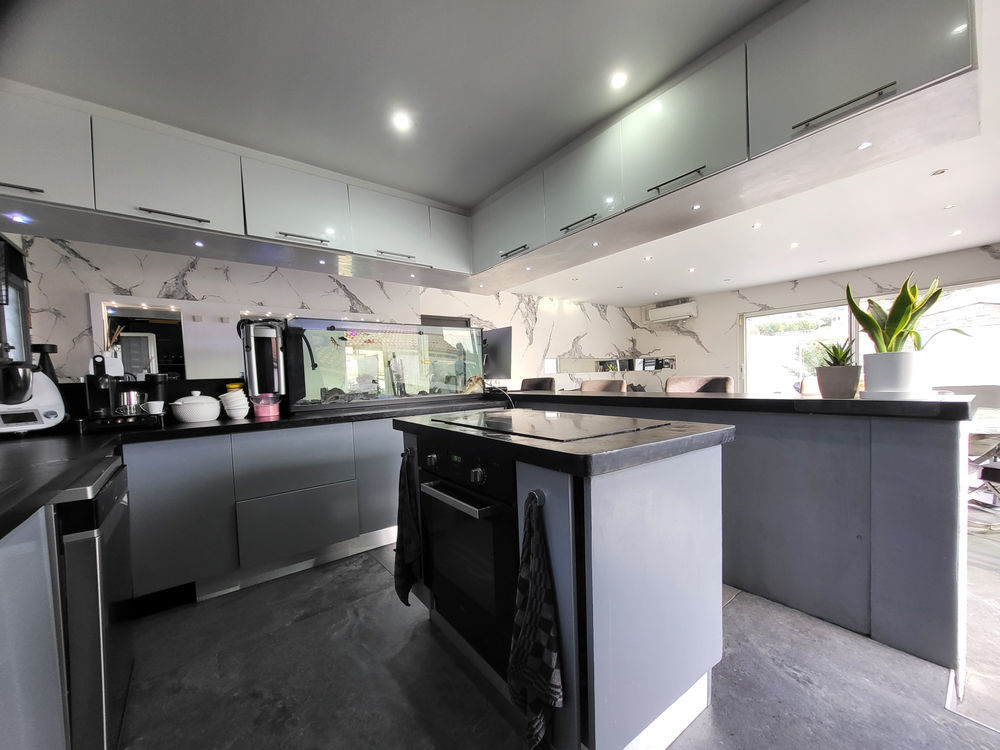 � vendre  Maison Vitrolles (13127)