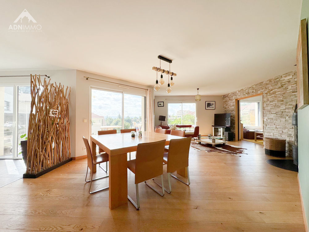 � vendre  Maison Chevry (01170)