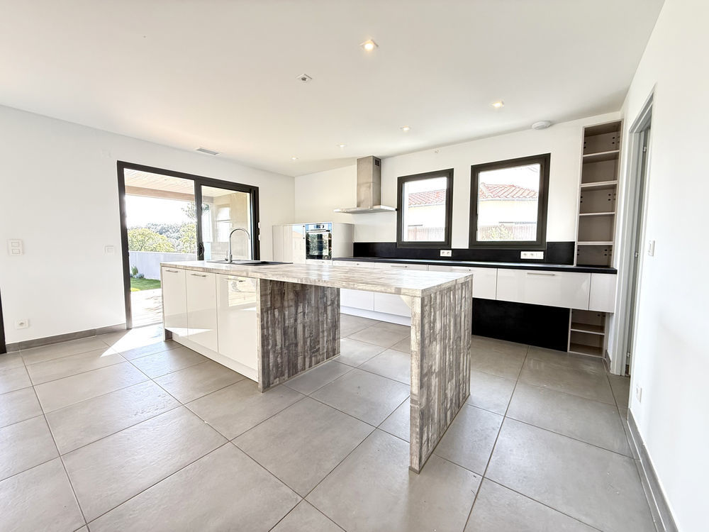 � vendre  Maison Sainte-Colombe-de-la-Commanderie (66300)