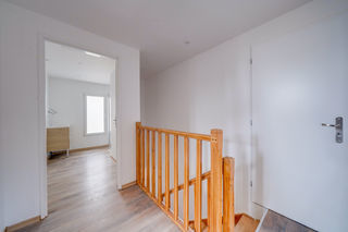  Immeuble � vendre 7 pi�ces 240 m�