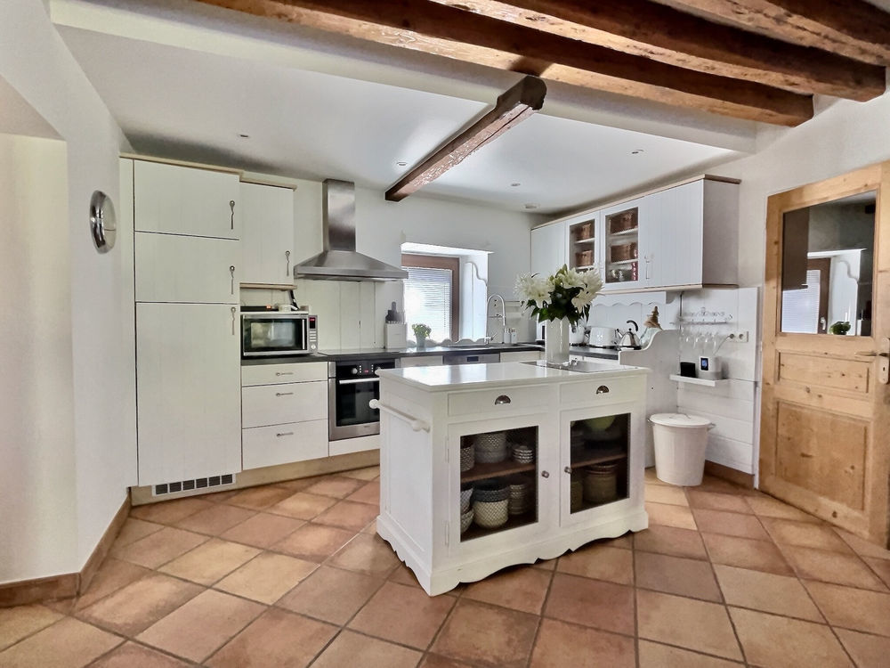 � vendre  Maison Divonne-les-Bains (01220)