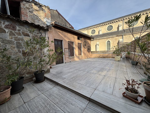   Maison avec terrasse, d�pendance et garages   Une raret� � Serri�res ! Maison - 4 pi�ce(s) - 109 m�