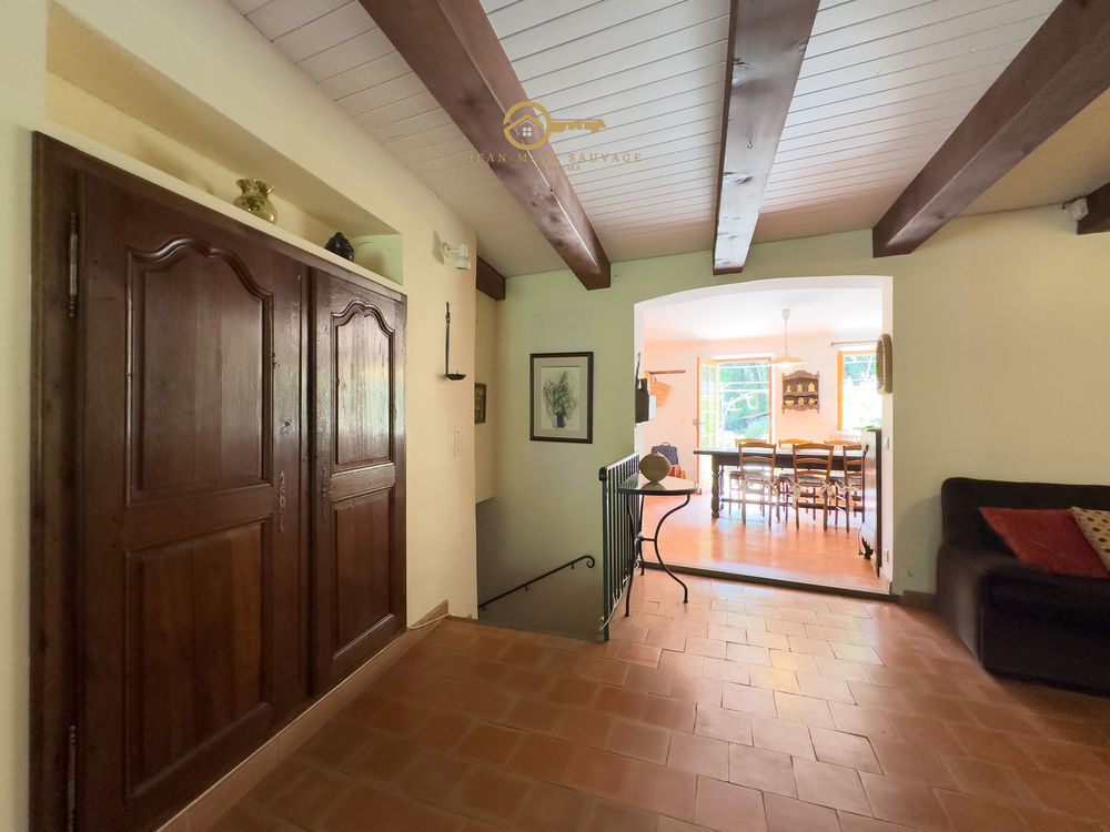 � vendre  Propri�t�/ch�teau Fayence (83440)