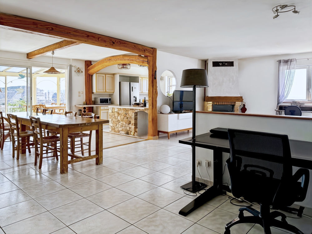 � vendre  Propri�t�/ch�teau Genestelle (07530)