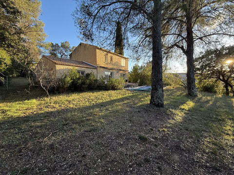   Maison 121 m2 Saint Vincent de Barbeyrargues Maison - 5 pi�ce(s) - 121 m�