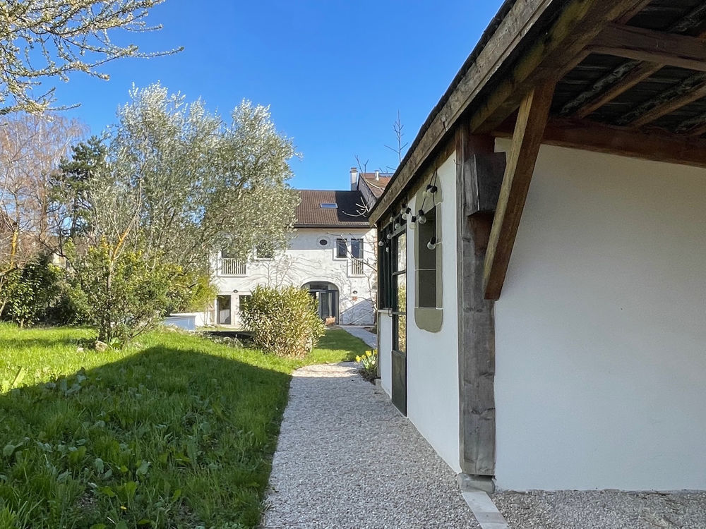 � vendre  Maison Ornex (01210)