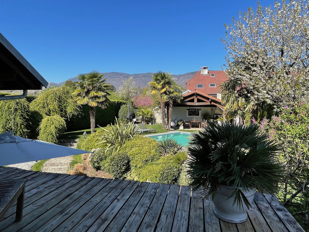 � vendre  Maison Divonne-les-Bains (01220)