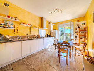  Maison � vendre 6 pi�ces 215 m�