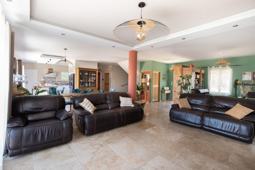 � vendre  Maison L'Isle-sur-la-Sorgue (84800)