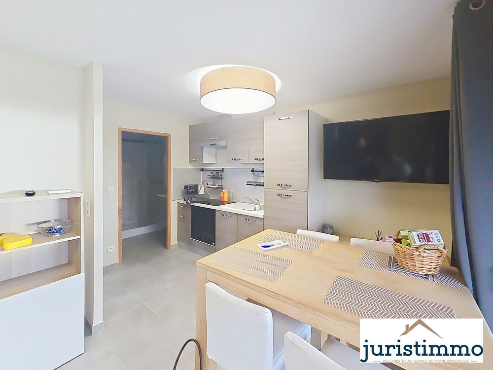 � vendre  Propri�t�/ch�teau Travaillan (84850)