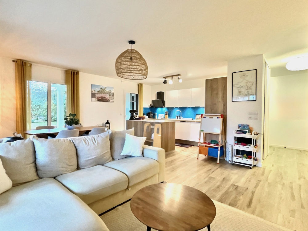 � vendre  Appartement Divonne-les-Bains (01220)