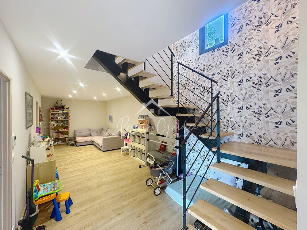 � vendre  Propri�t�/ch�teau Millau (12100)