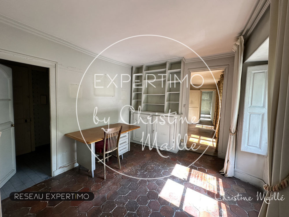 � vendre  Appartement Versailles (78000)