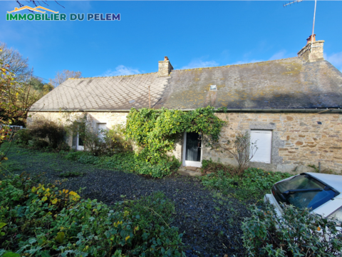   Maison en pierre avec d�pendances, puits et ruisseau, environnement calme Maison - 3 pi�ce(s) - 78 m�