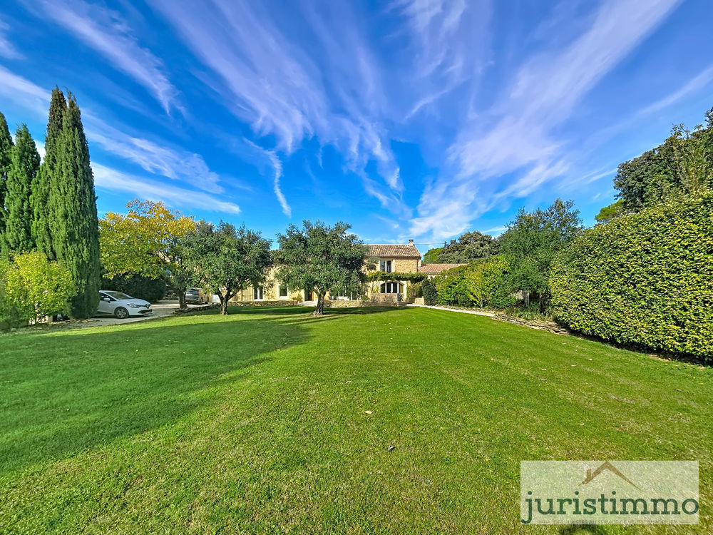 � vendre  Maison Uchaux (84100)