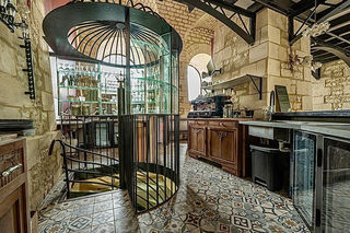  Immeuble � vendre 2000 m�