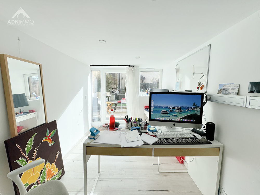 � vendre  Maison P�ron (01630)