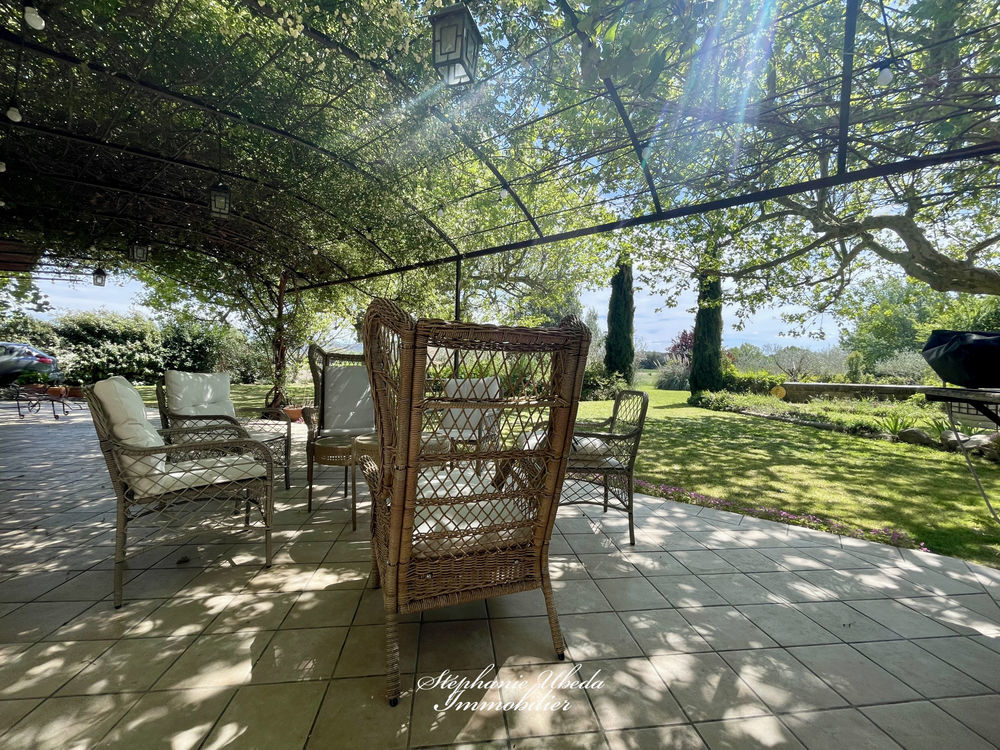 � vendre  Maison Eygui�res (13430)