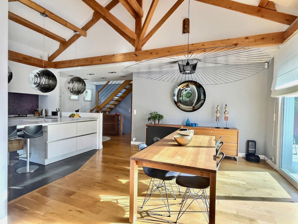 � vendre  Maison Divonne-les-Bains (01220)