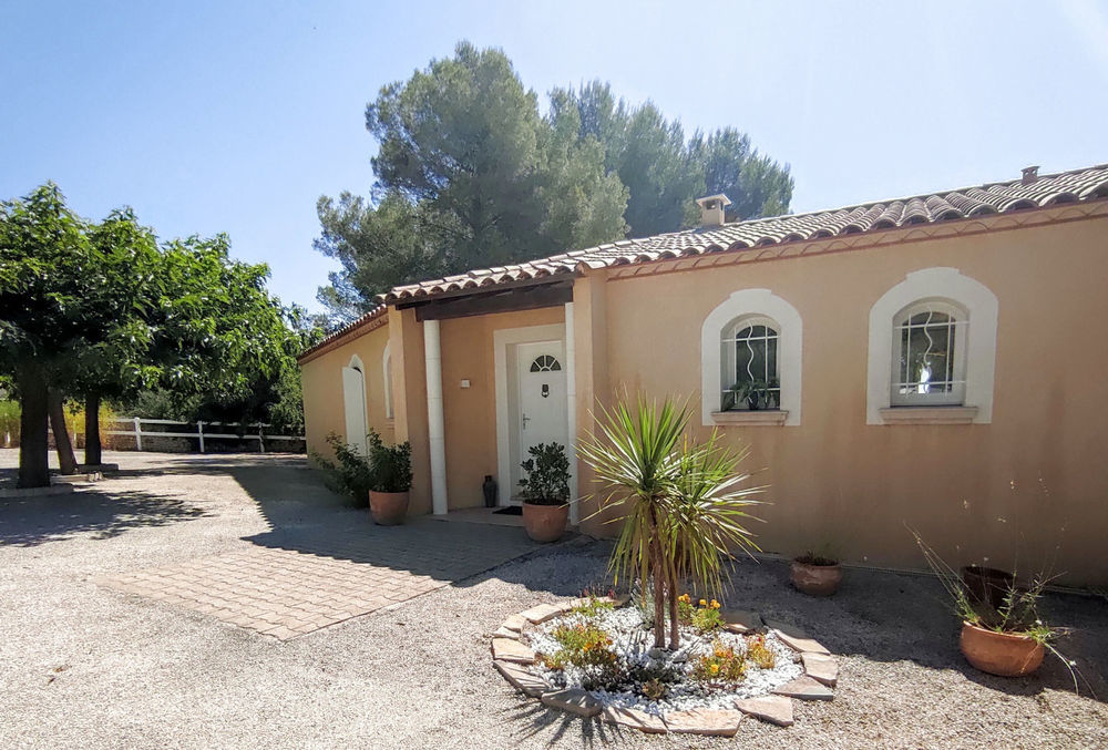 � vendre  Maison Gailhan (30260)