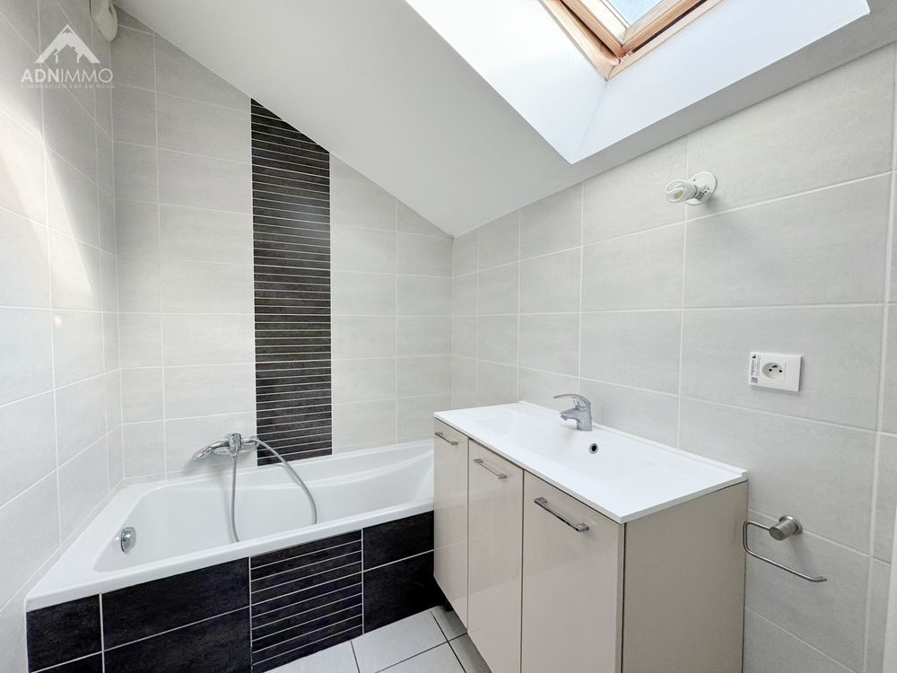 � vendre  Maison Saint-Genis-Pouilly (01630)