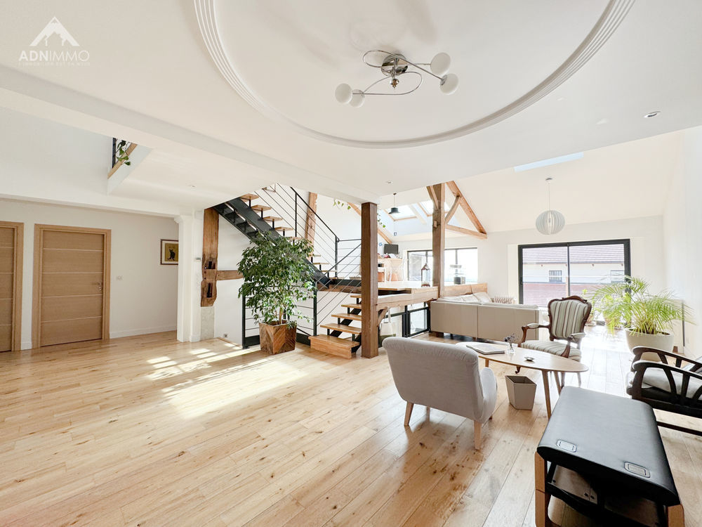 � vendre  Maison P�ron (01630)