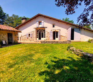  Maison � vendre 8 pi�ces 220 m�