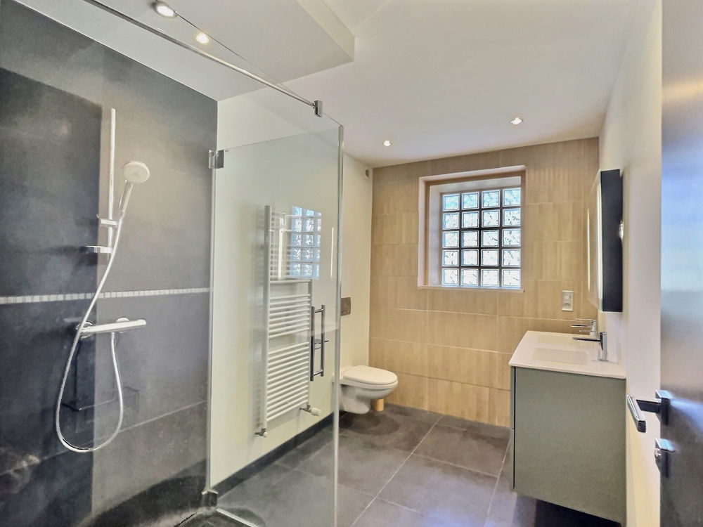 � vendre  Maison Ornex (01210)