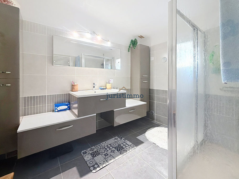 � vendre  Propri�t�/ch�teau Saint-Romain-en-Viennois (84110)