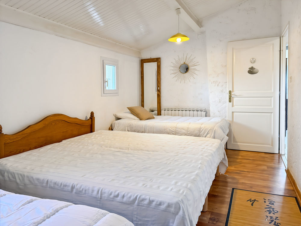 � vendre  Propri�t�/ch�teau Villeneuve-de-Berg (07170)