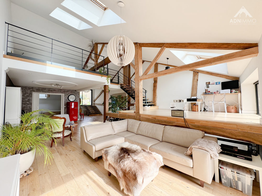 � vendre  Maison P�ron (01630)