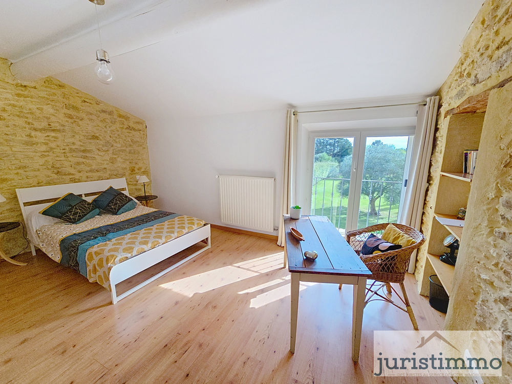 � vendre  Maison Uchaux (84100)