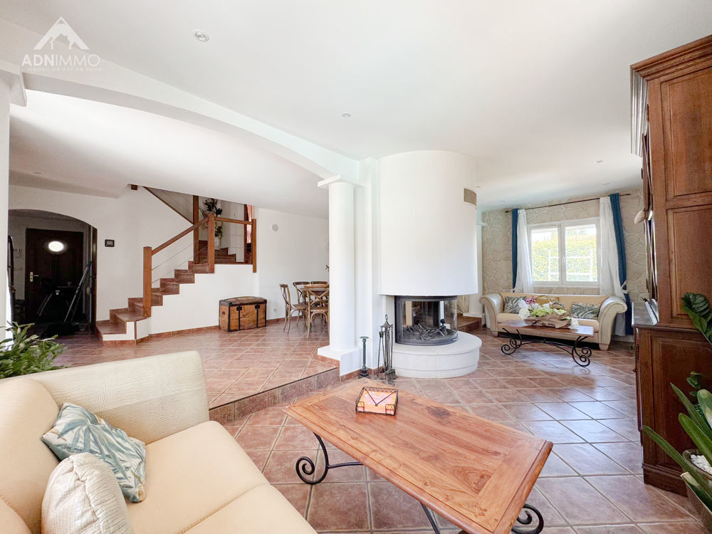 � vendre  Maison Farges (01550)