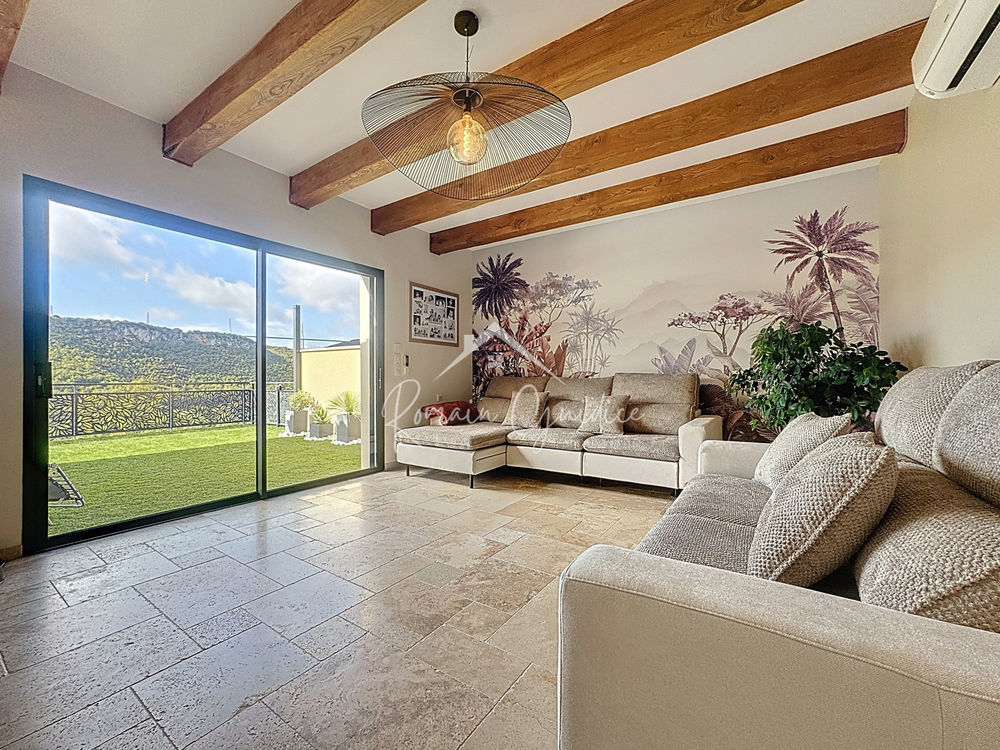 � vendre  Propri�t�/ch�teau Millau (12100)