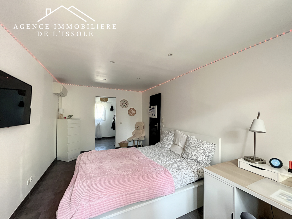 � vendre  Maison Gar�oult (83136)