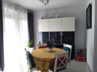  Appartement � vendre 4 pi�ces 77 m�