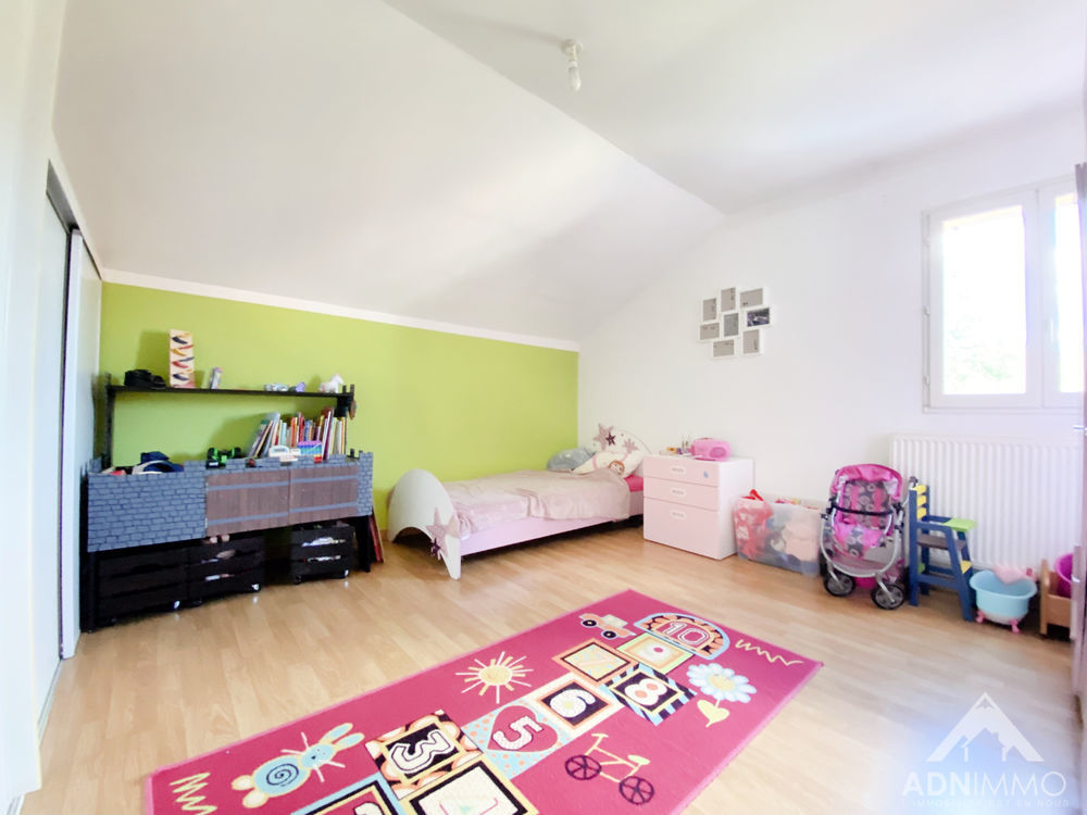 � vendre  Maison Saint-Genis-Pouilly (01630)