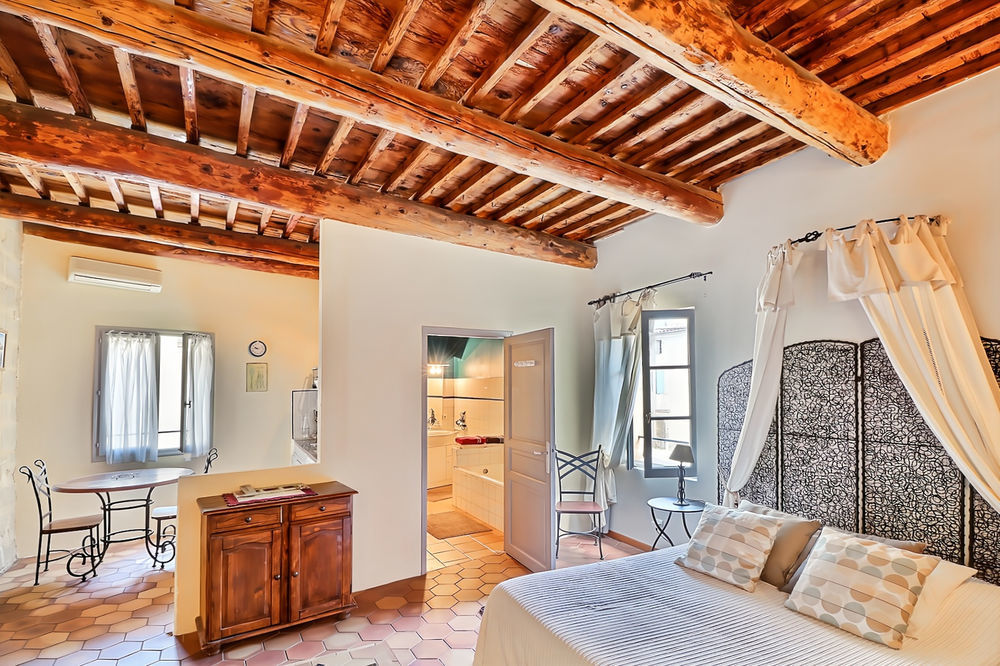 � vendre  Maison Uz�s (30700)