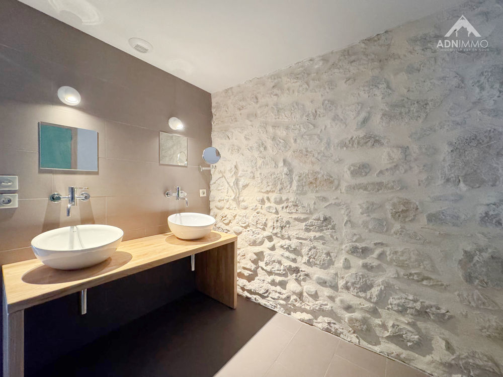 � vendre  Maison Saint-Genis-Pouilly (01630)