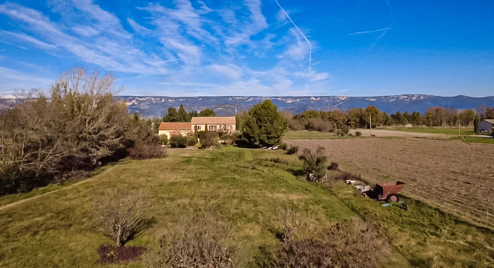 � vendre  Maison Eygui�res (13430)