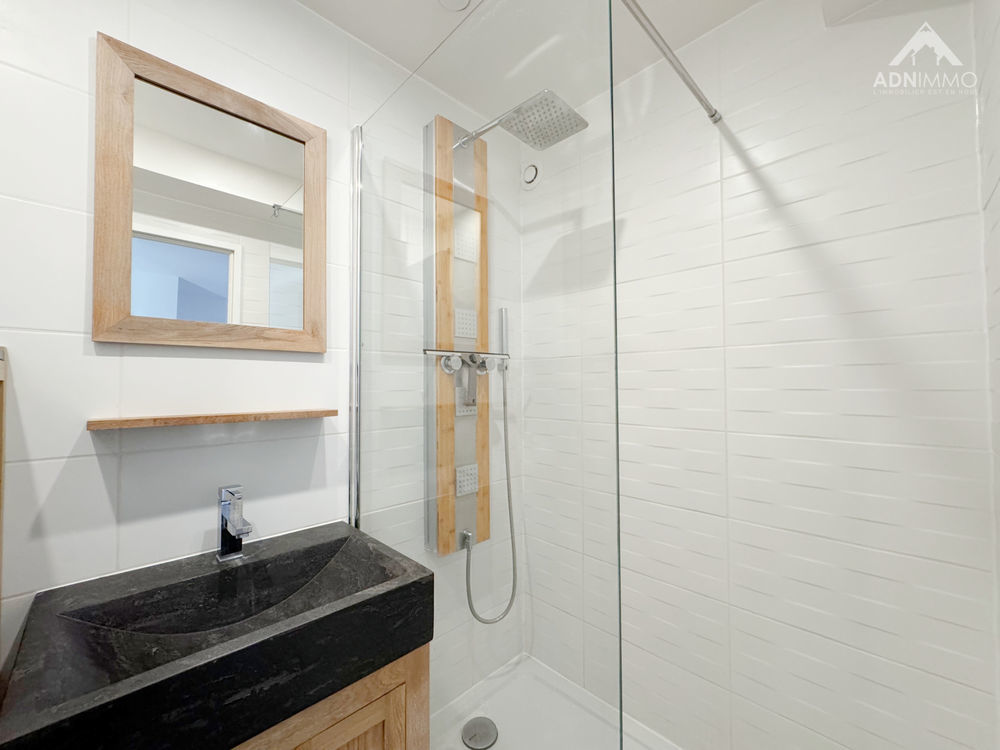 � vendre  Maison P�ron (01630)