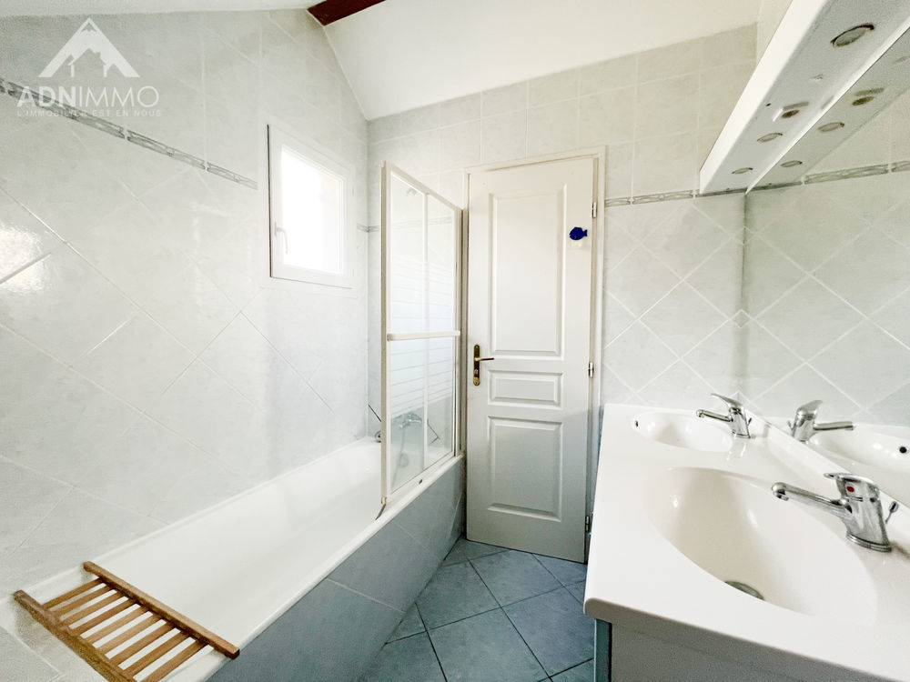 � vendre  Maison Thoiry (01710)