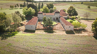  Propri�t�/ch�teau � vendre 12 pi�ces 400 m�