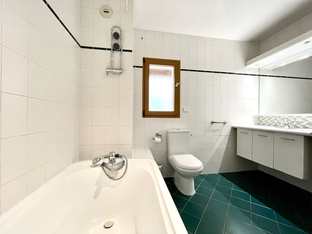 � vendre  Maison Divonne-les-Bains (01220)